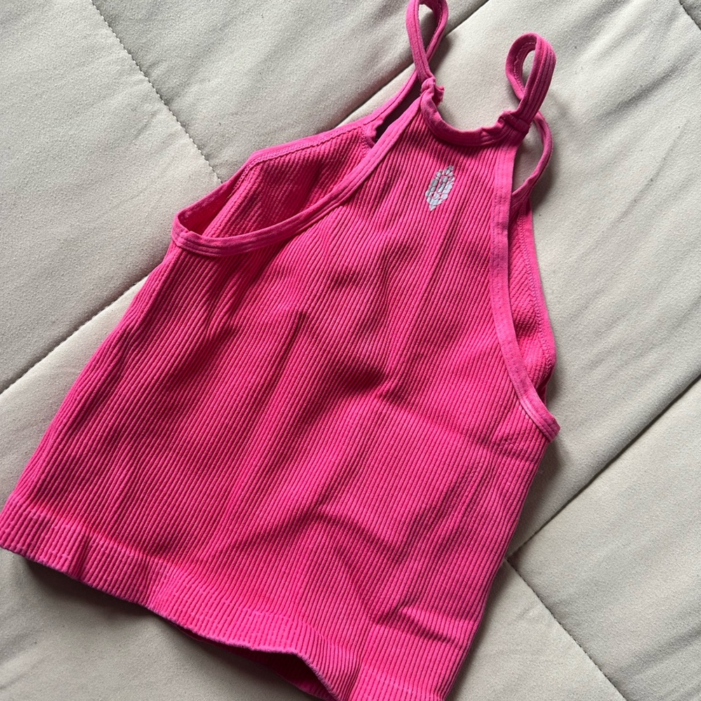Pink Ribbed Tank Top - Picture 2 of 3
